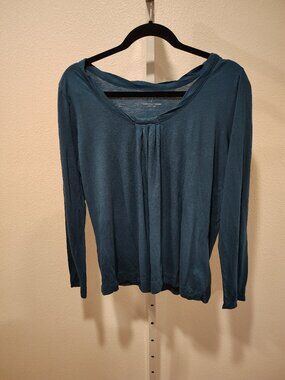 ELLE Women's Long Sleeve Top Size Large Scoop Neck Teal Flowy Pleated Front